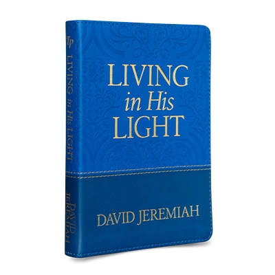 The 2025 David Jeremiah Daily Devotional, Living in His Light image 0